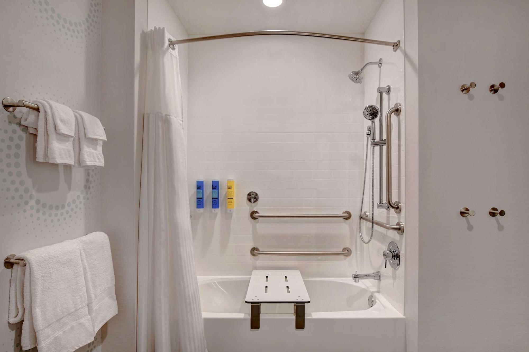 Hotel Tru By Hilton Greystone