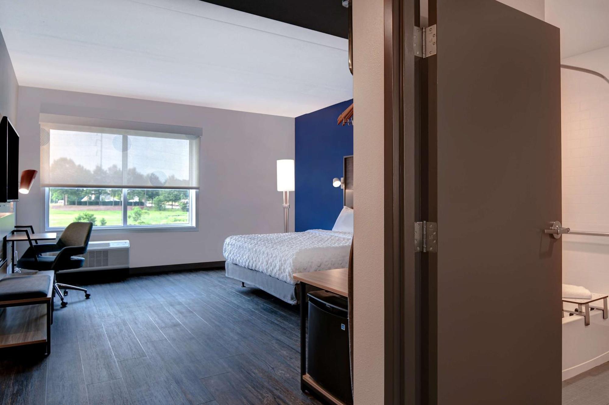 Tru By Hilton Greystone Hotel Columbia