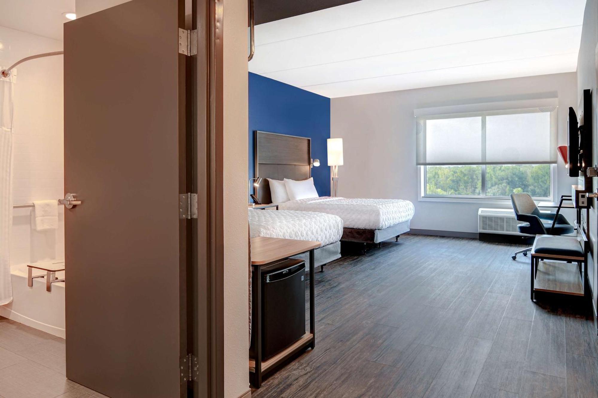 Tru By Hilton Greystone 3*