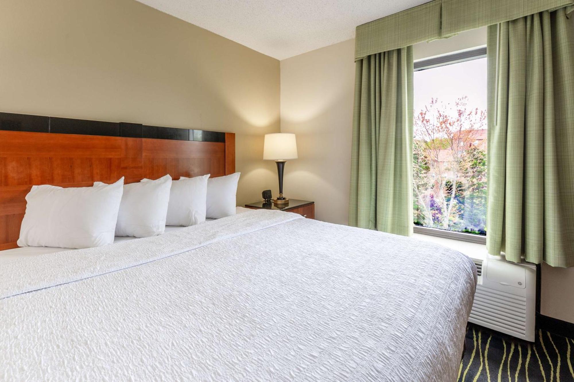 Hampton I-26/harbison Blvd Hotel Columbia