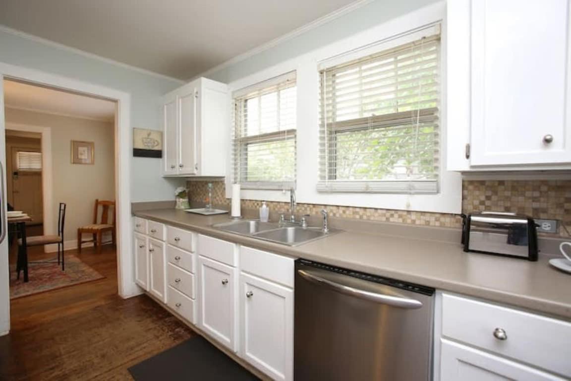 Holiday home Forest Hidden Gem 3 Min To Ft Jackson & Shops Columbia