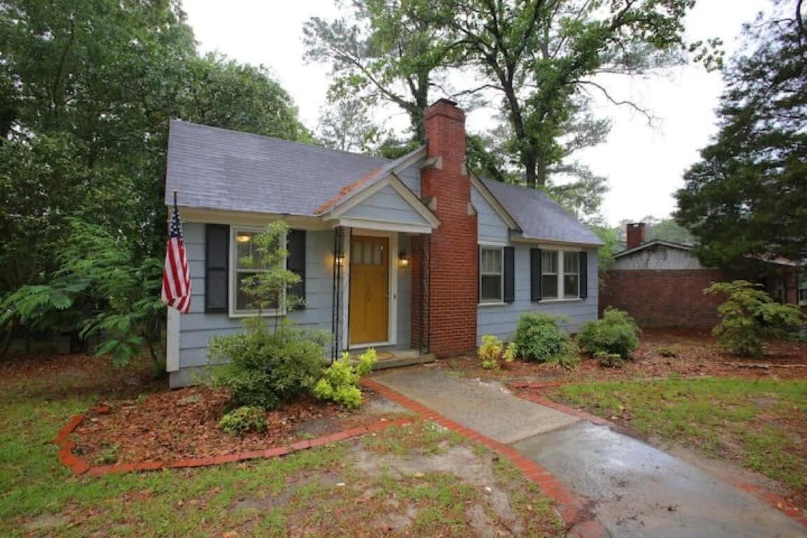 Forest Hidden Gem 3 Min To Ft Jackson & Shops Holiday home Columbia