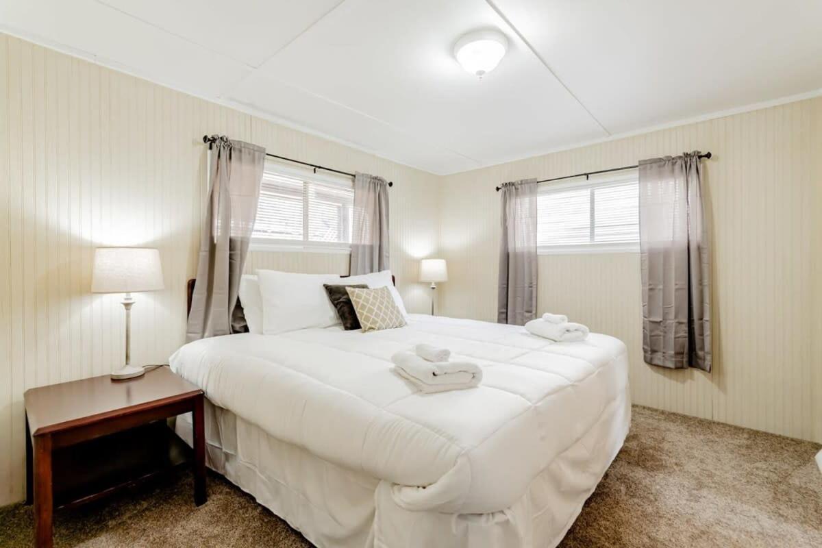 Adorable On Taylor-15 Mins To Downtown--- Front Unit *