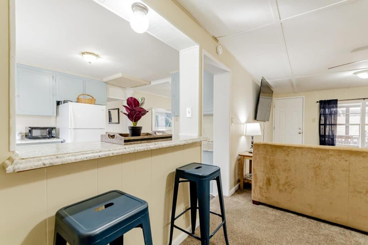 Adorable On Taylor-15 Mins To Downtown--- Front Unit Columbia