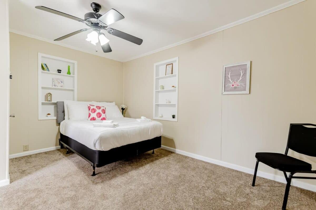 Adorable On Taylor-15 Mins To Downtown--- Front Unit Holiday home