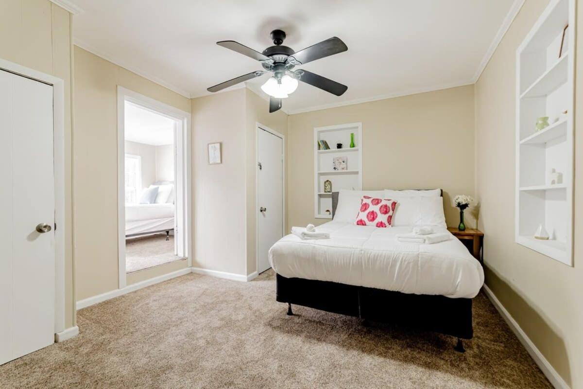 Adorable On Taylor-15 Mins To Downtown--- Front Unit Columbia