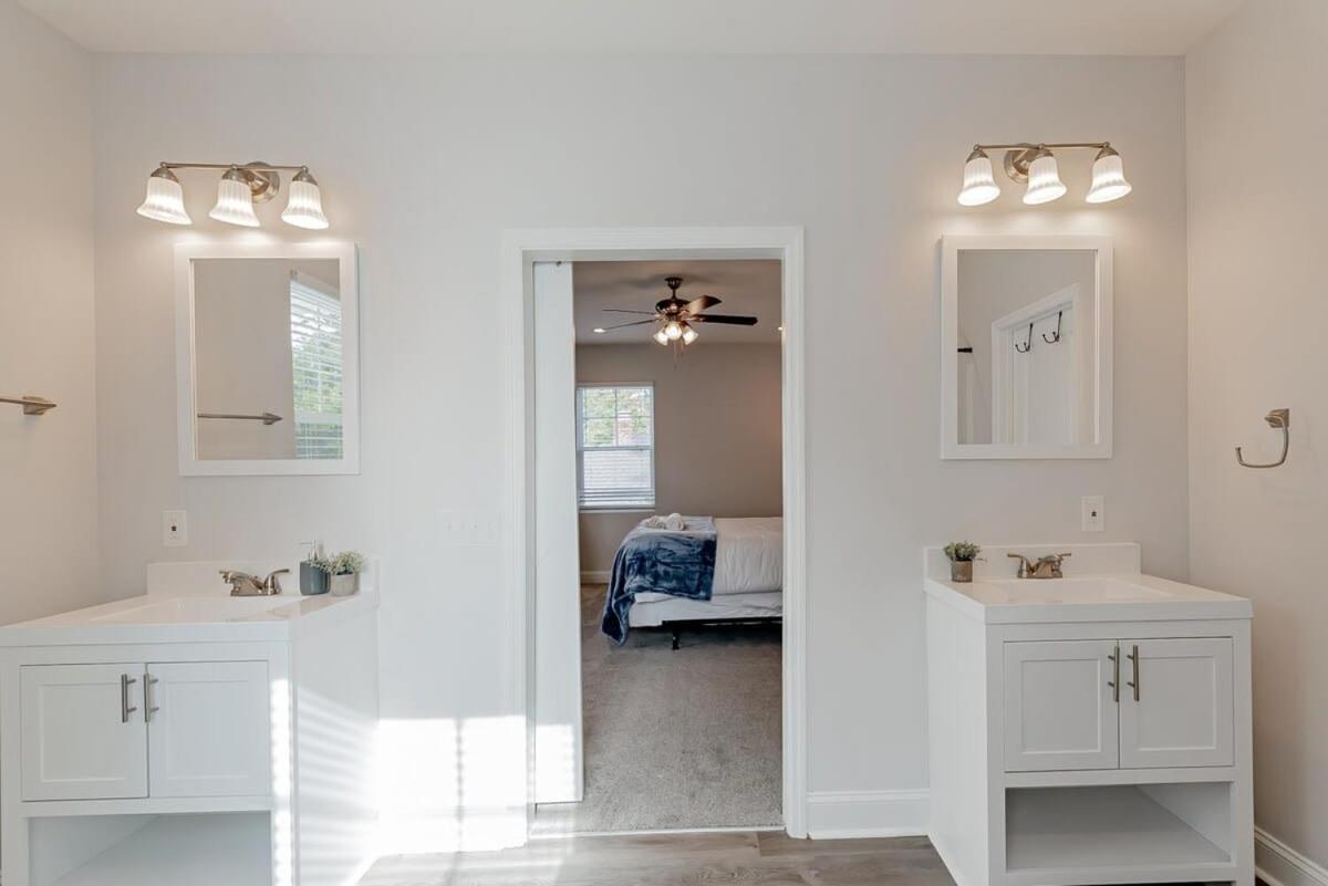 Perfectly Paired On Pope - House 2 Columbia
