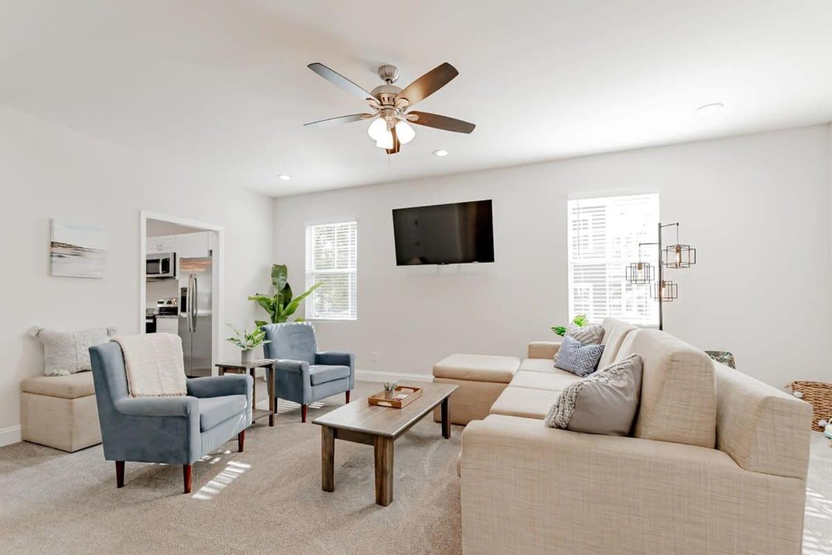 Perfectly Paired On Pope - House 2 Holiday home Columbia