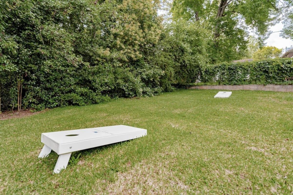 10 Min From Downtown - The Ronnie Runner Columbia