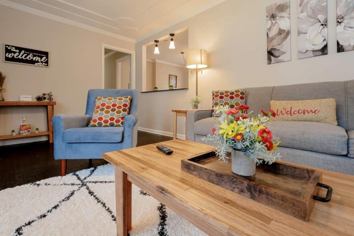 10 Min From Downtown - The Ronnie Runner Columbia