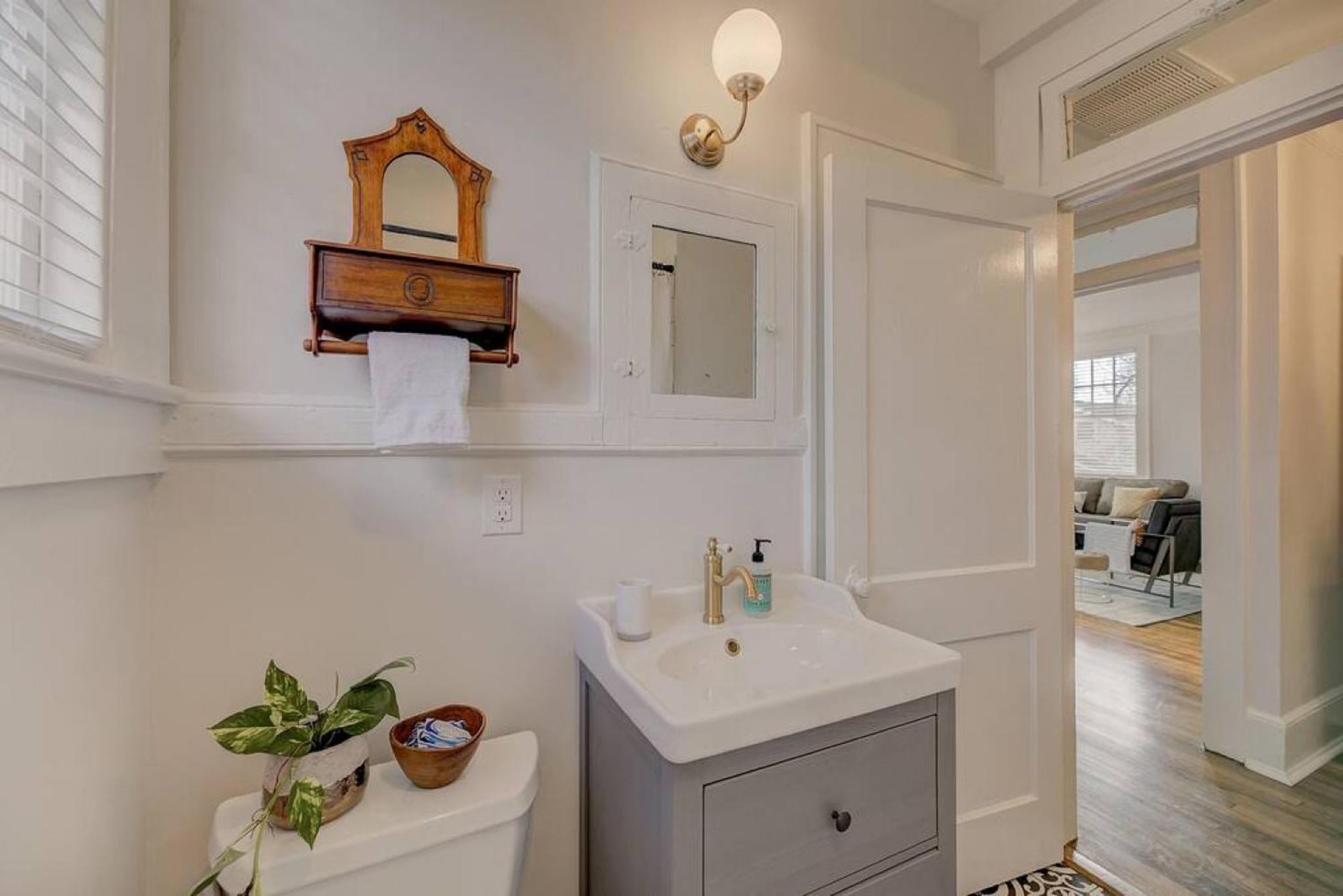 Industrial Modern Duplex * Columbia