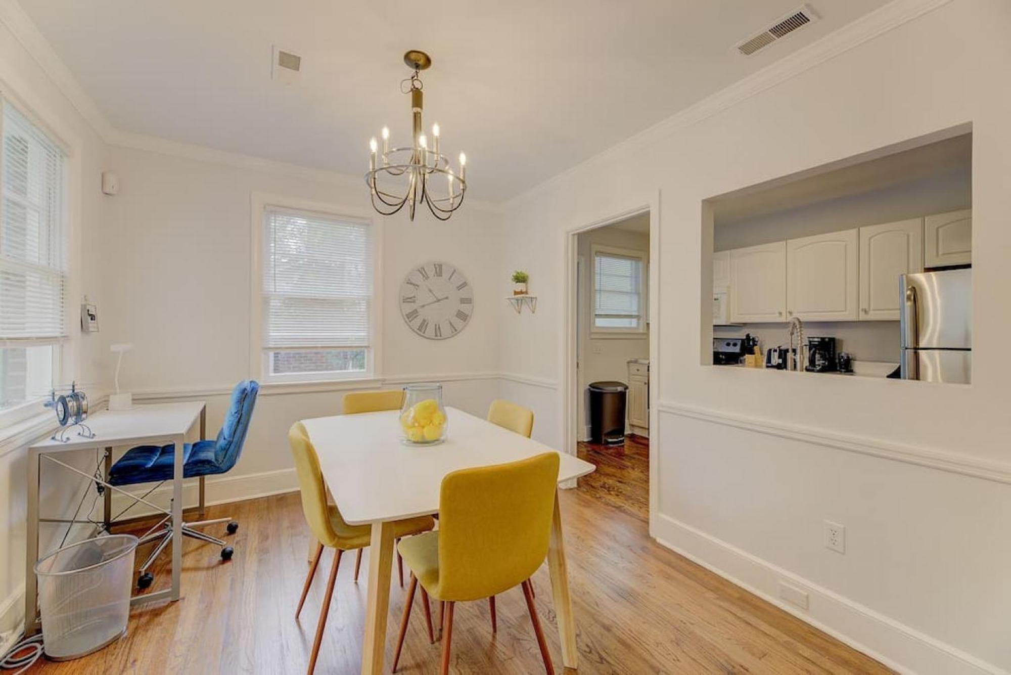 Charming Earlewood Holiday home