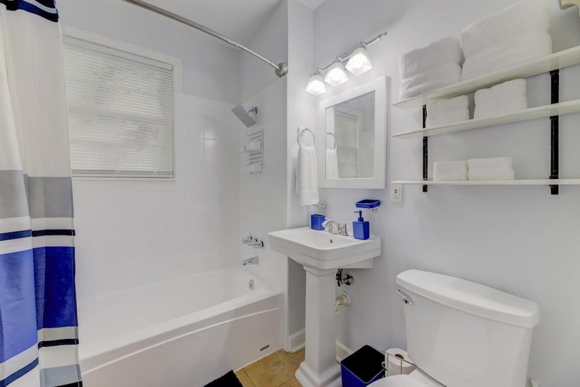 Holiday home Charming Earlewood Columbia