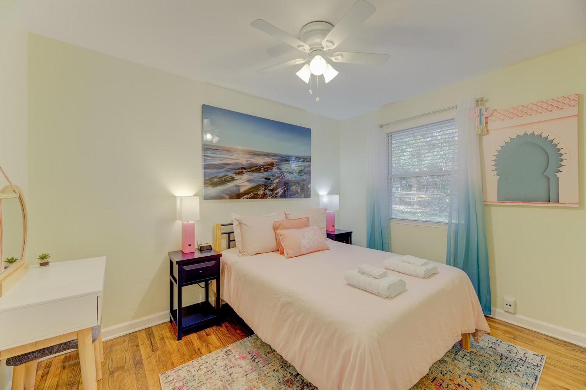 Stylish And Cozy * Columbia