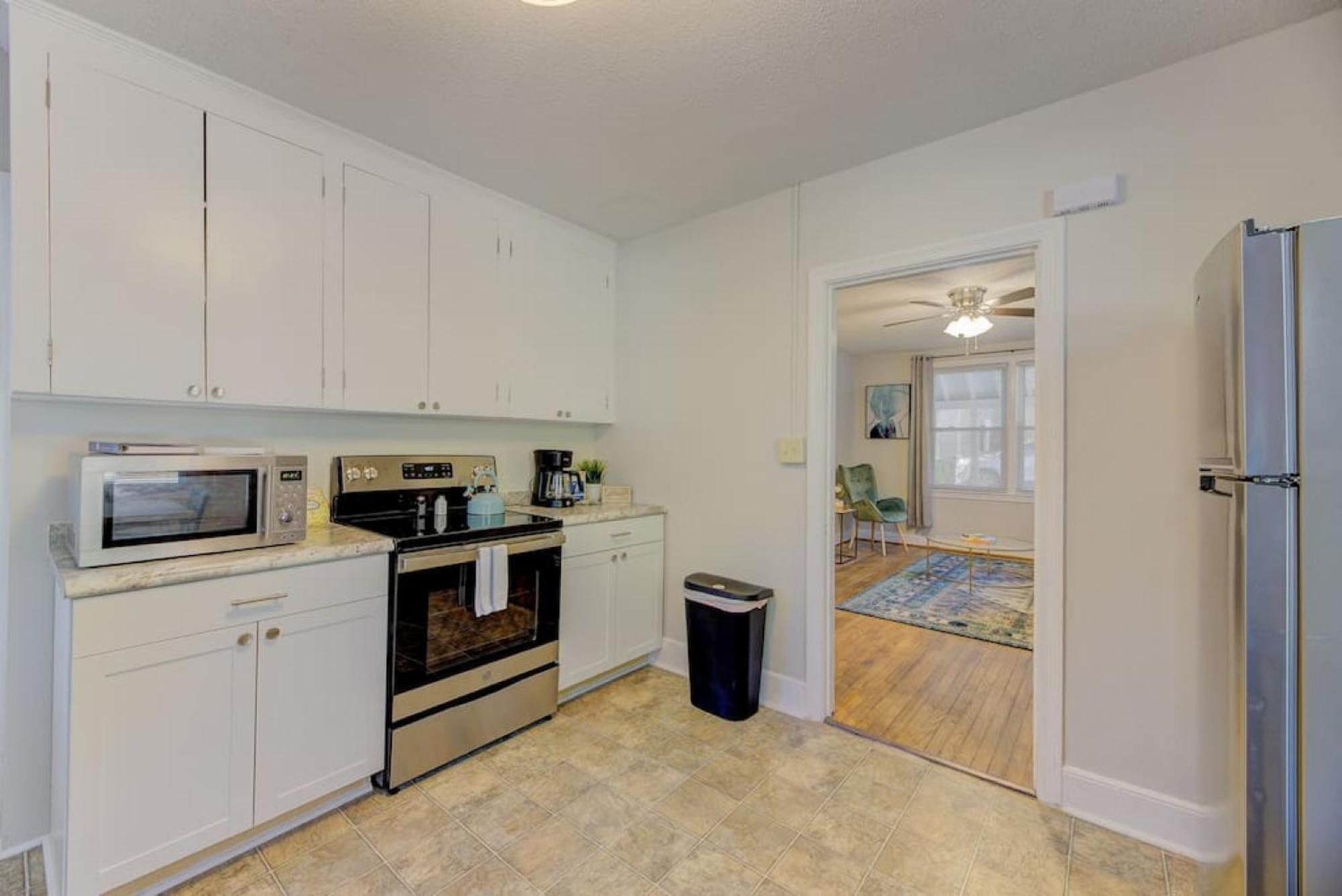 The Blue Belle - Pet Friendly * Columbia