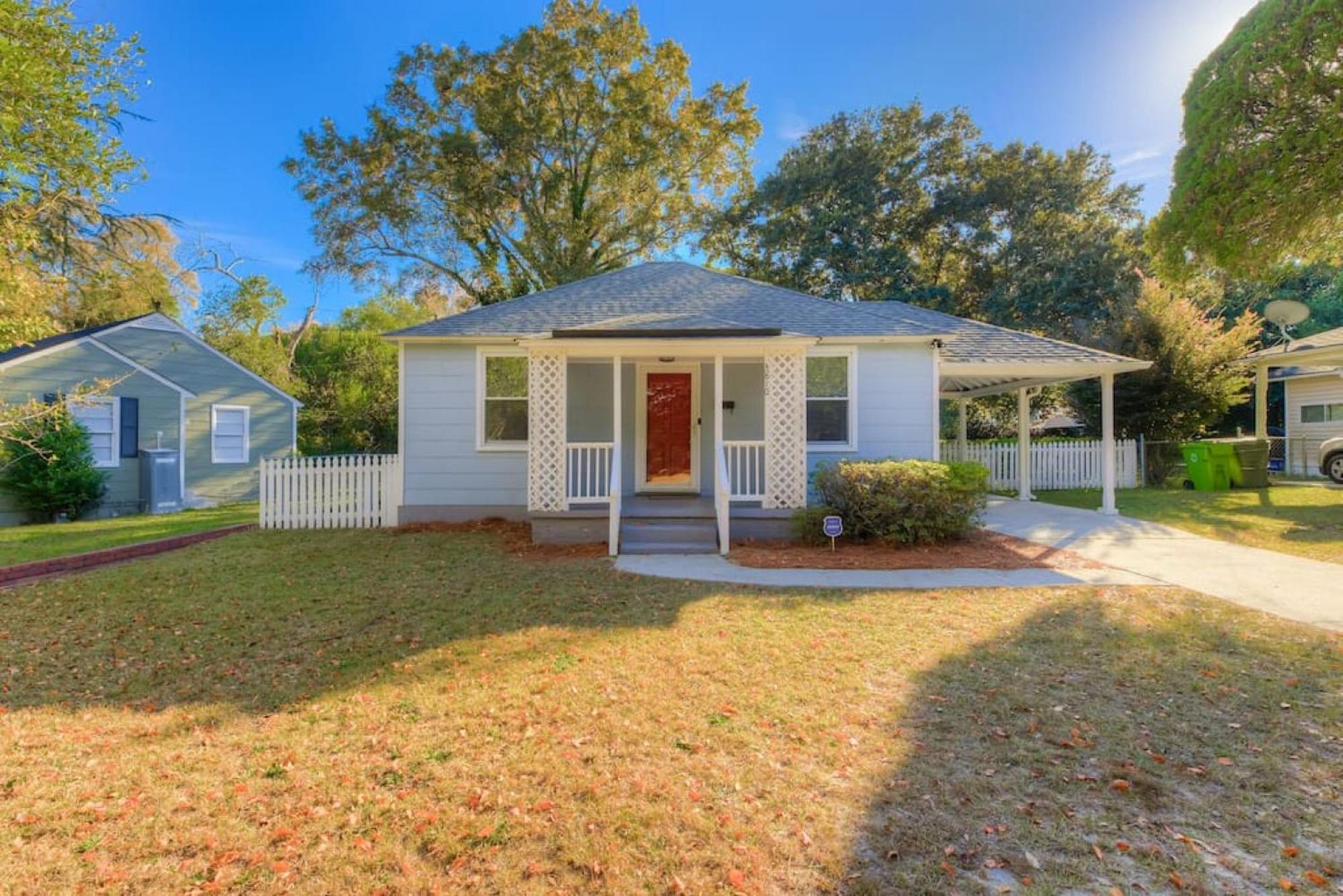 The Blue Belle - Pet Friendly Holiday home *