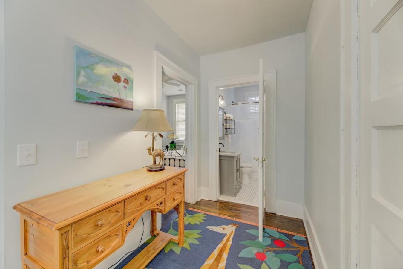 Peaceful 3br In Dt