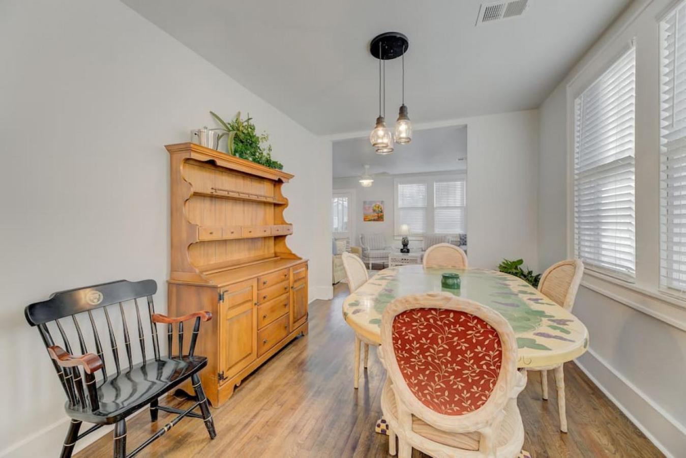 Peaceful 3br In Dt *