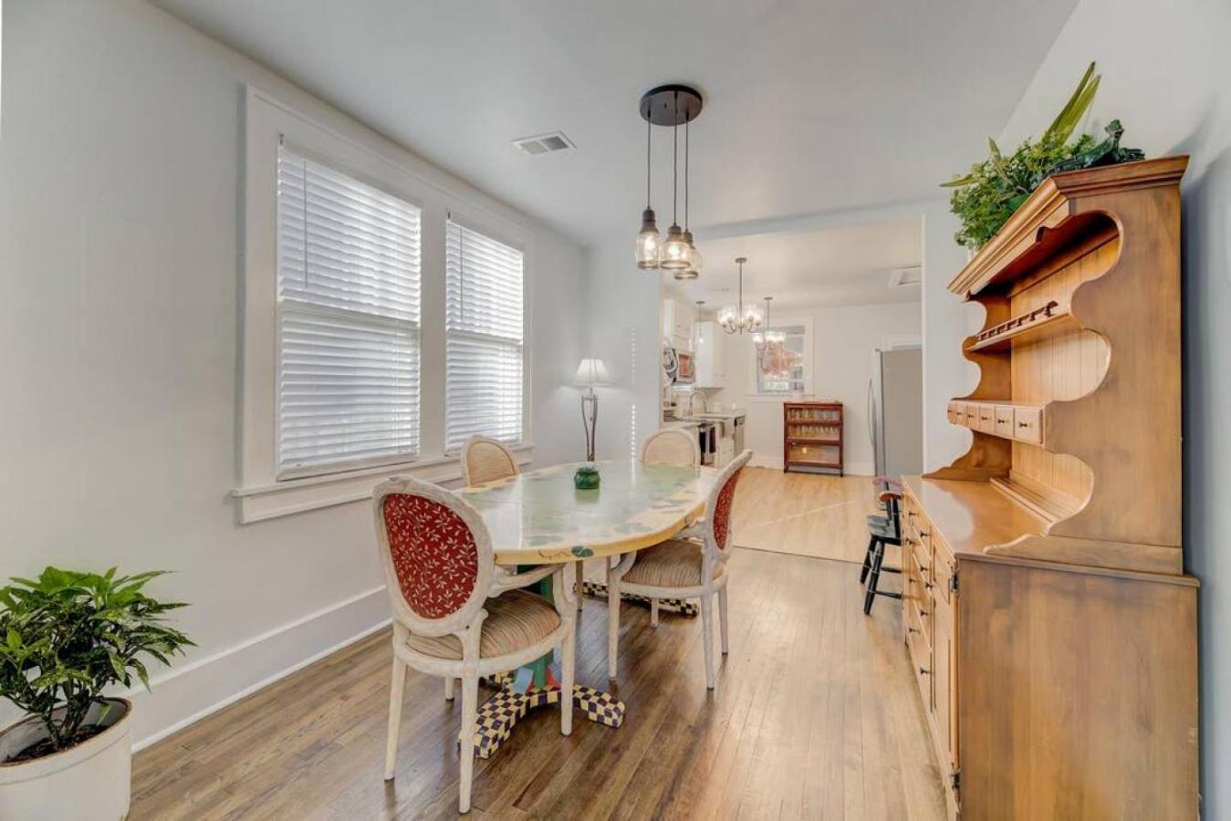 Peaceful 3br In Dt *