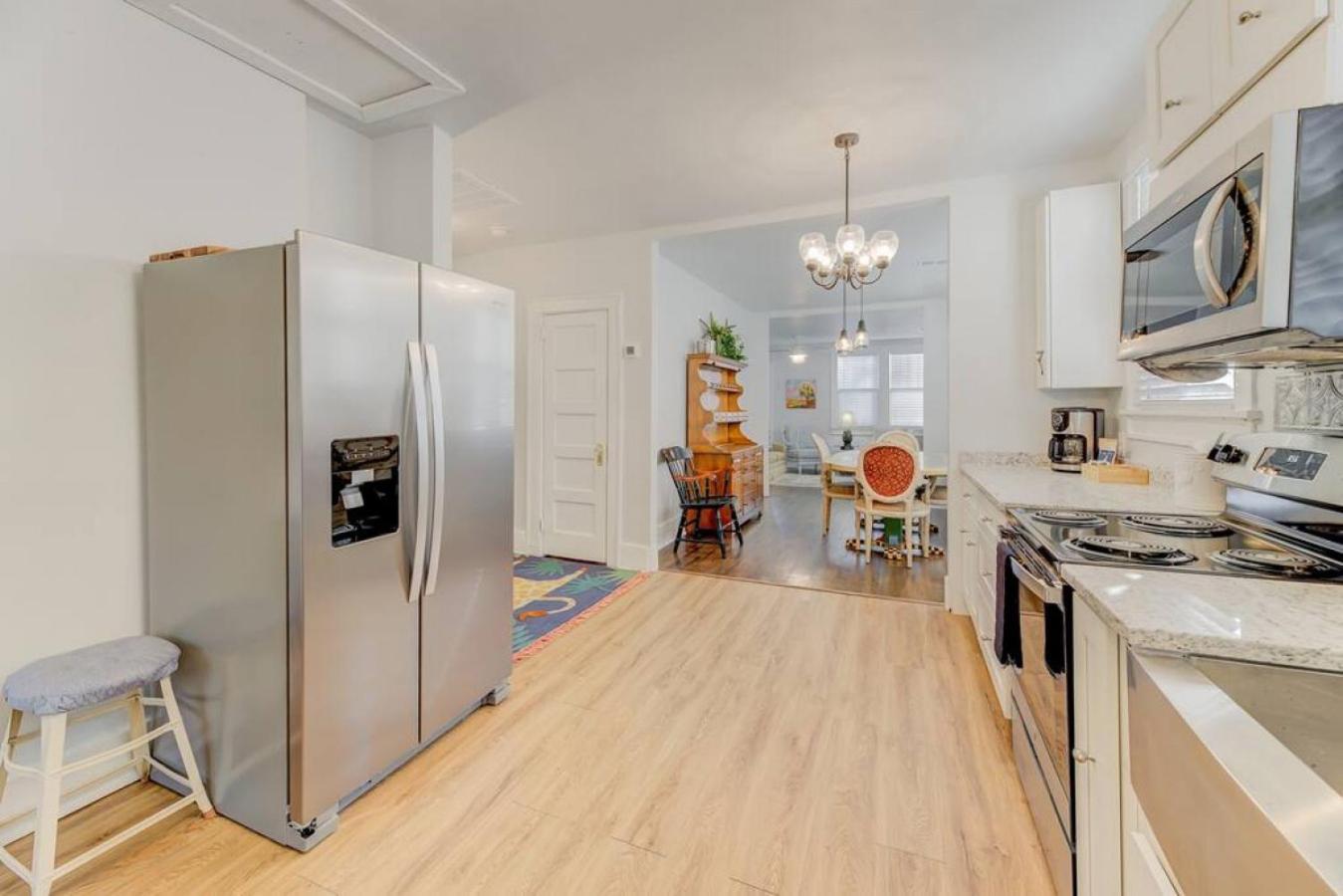 Peaceful 3br In Dt