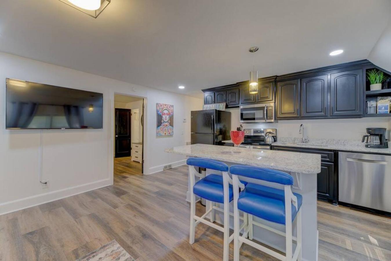 Apartment Trim 1b 1ba In Gorgeous