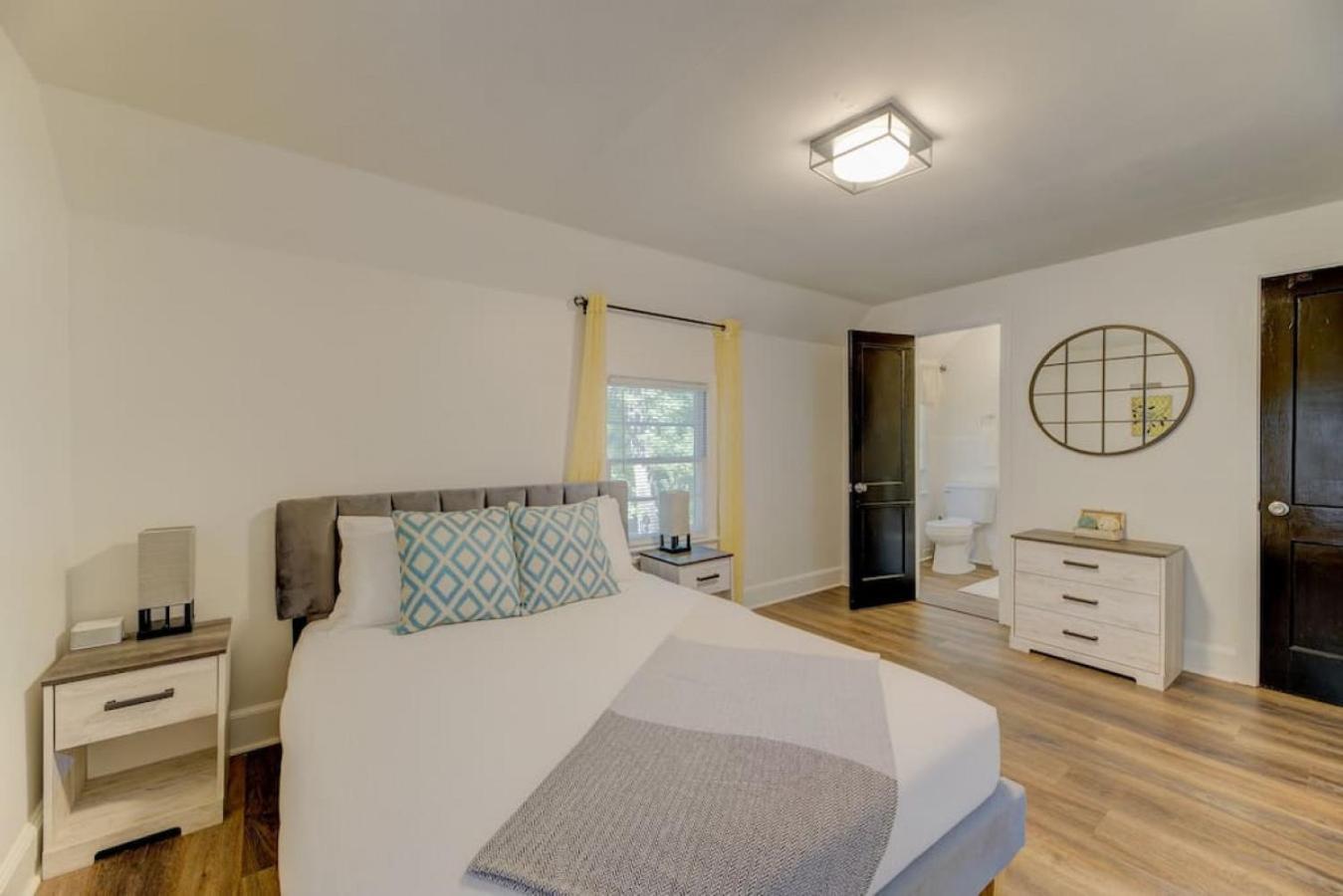 Trim 1b 1ba In Gorgeous Apartment Columbia