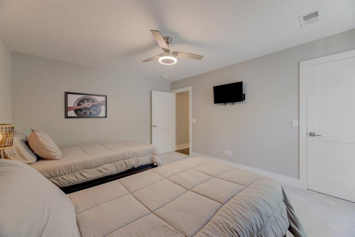 Lux 4br Mins To Usc Holiday home