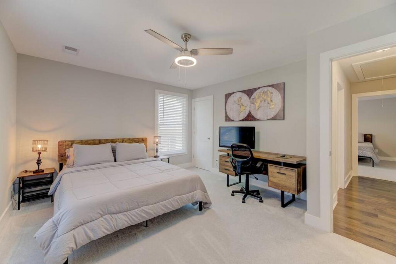 Lux 4br Mins To Usc Holiday home