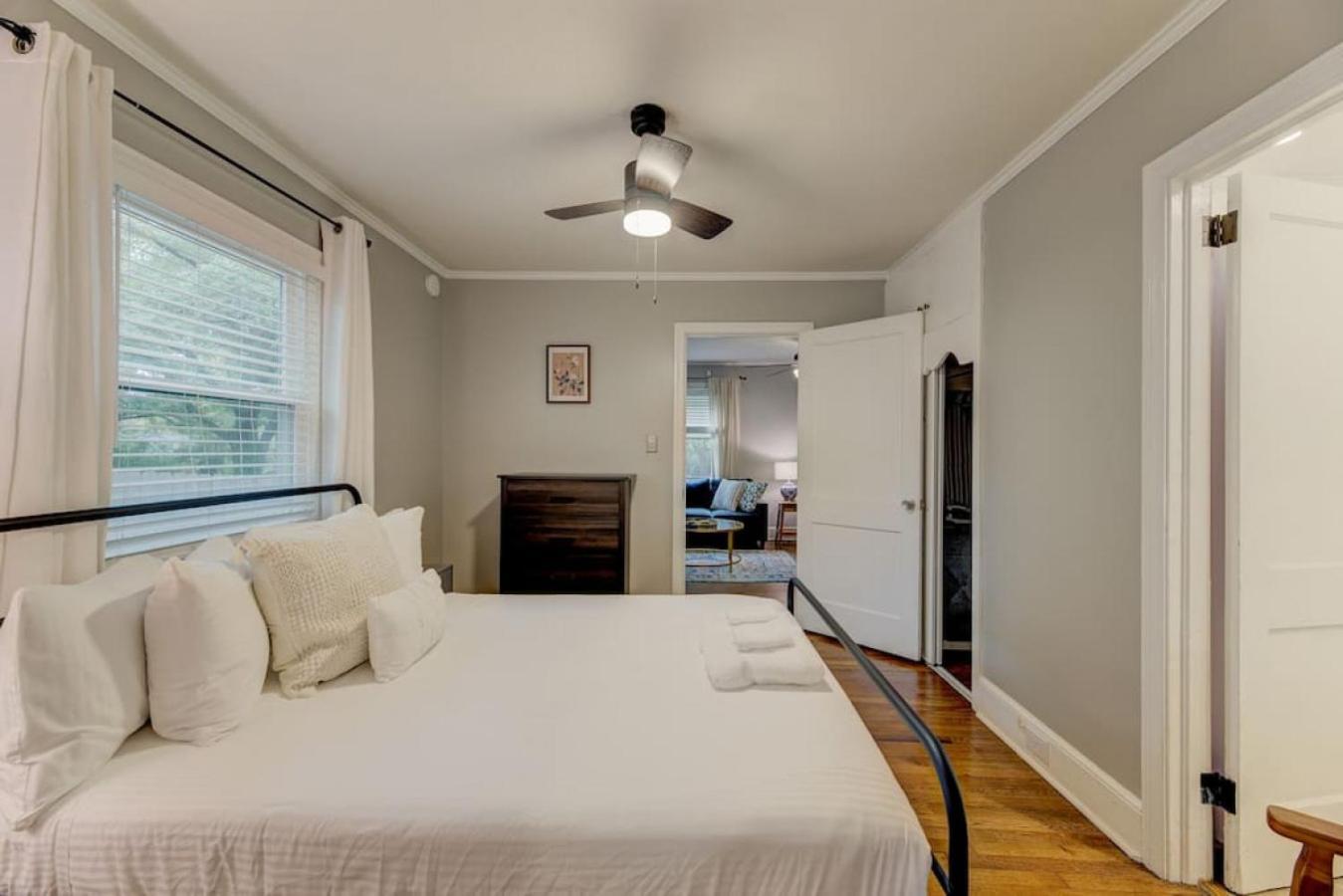 Lounge On Lincoln-pet Friendly Holiday home Columbia