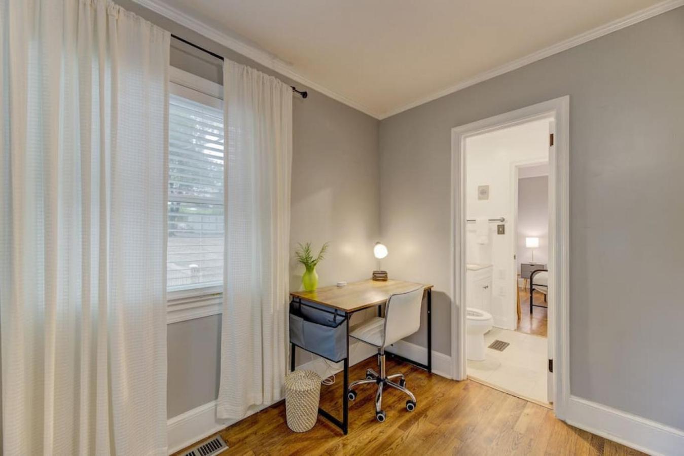 Holiday home Lounge On Lincoln-pet Friendly *