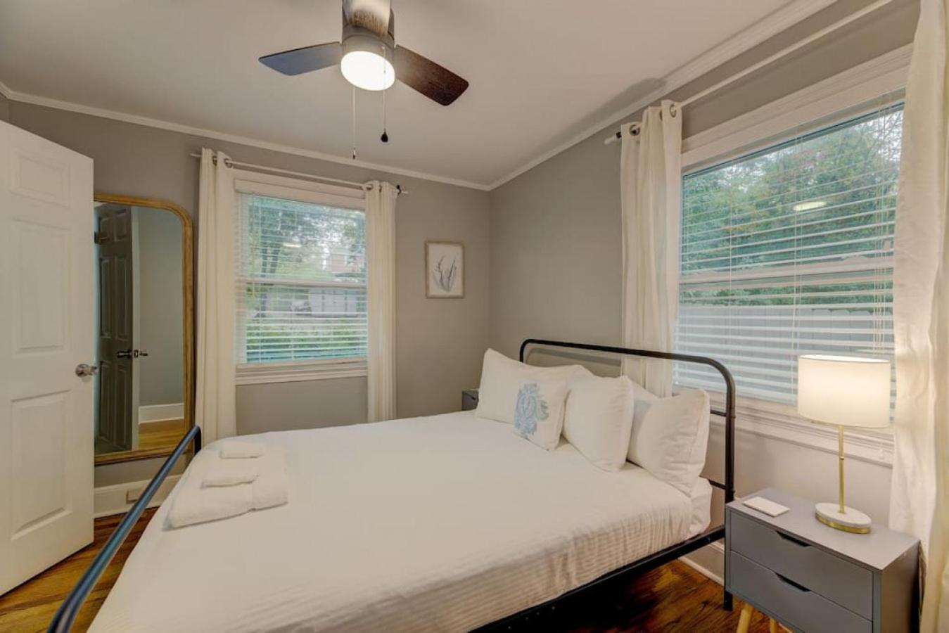 Lounge On Lincoln-pet Friendly Holiday home