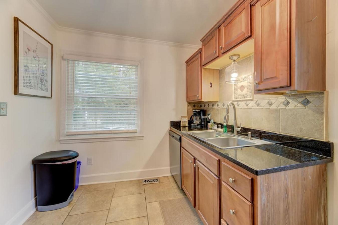 Holiday home Lounge On Lincoln-pet Friendly *