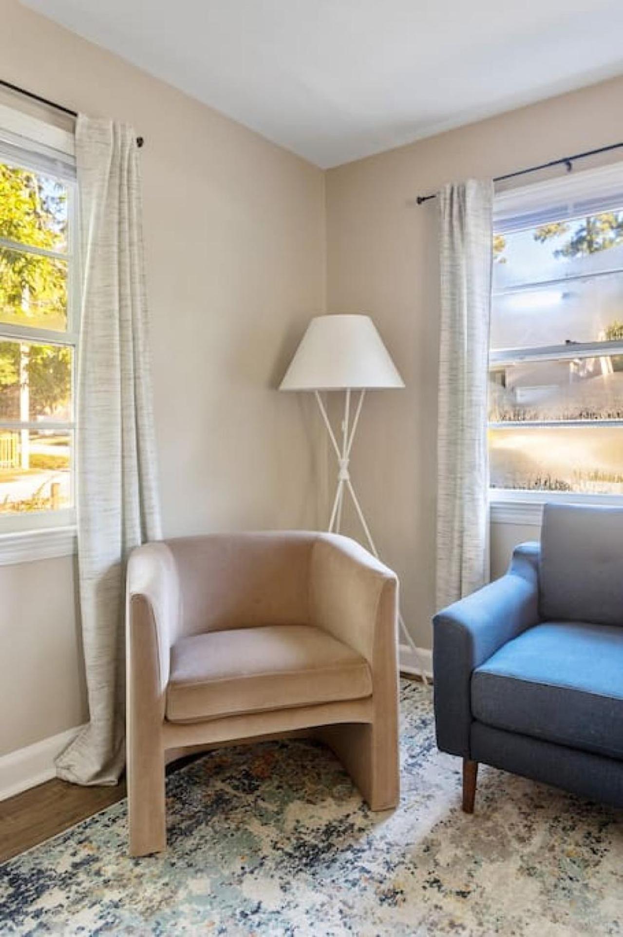 Humble On Harrison Holiday home