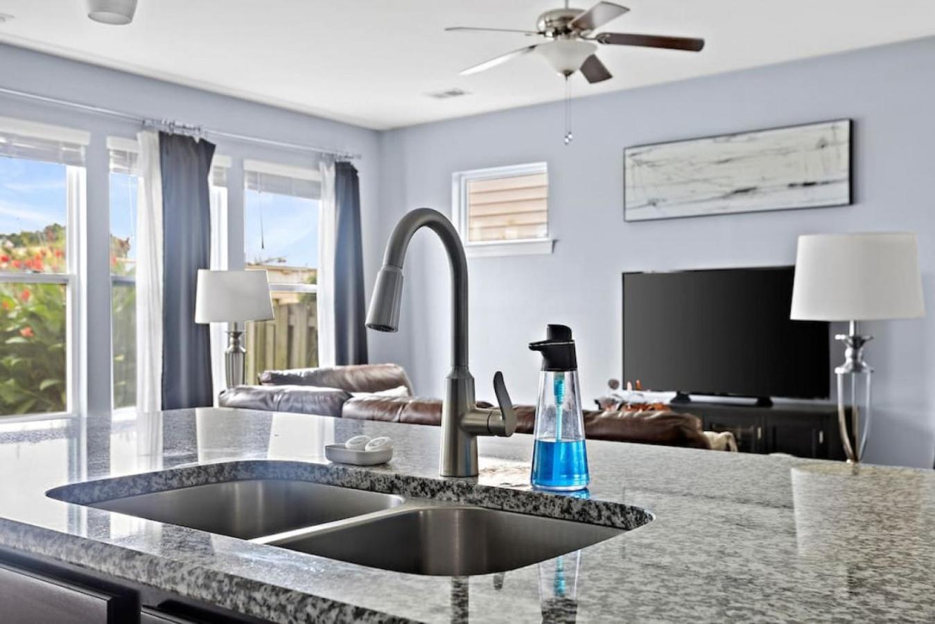 Contemporary 3br Holiday home *