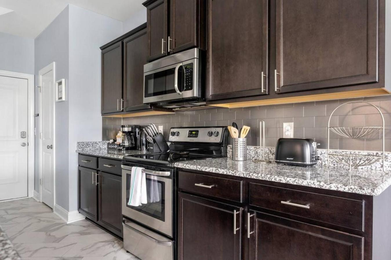 Contemporary 3br * Columbia