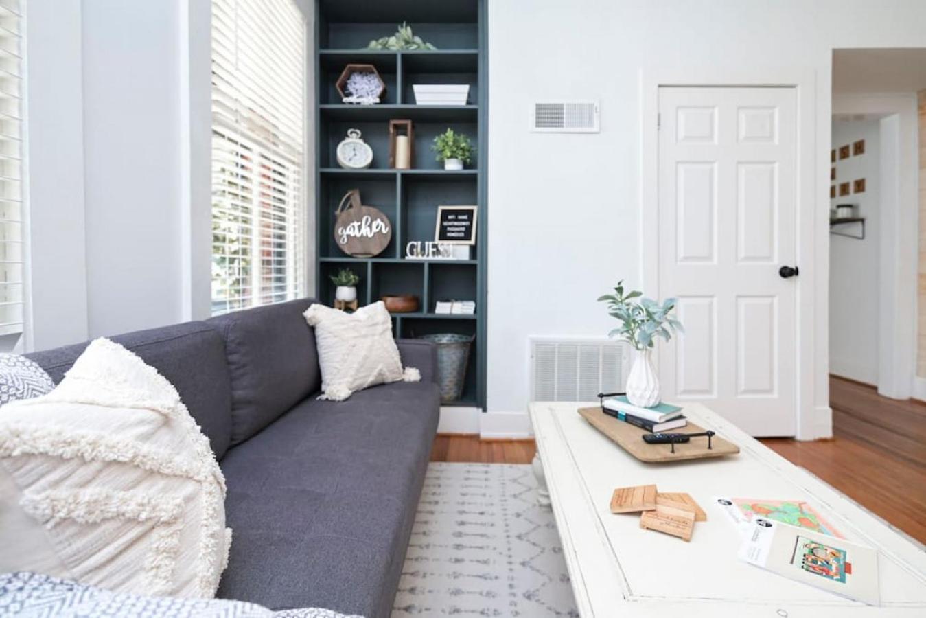 Downtown Farm Charm Apartment
