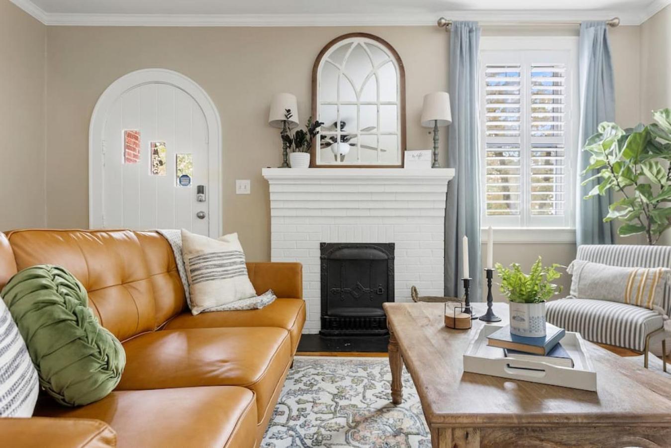 Lush 4br On Lincoln *