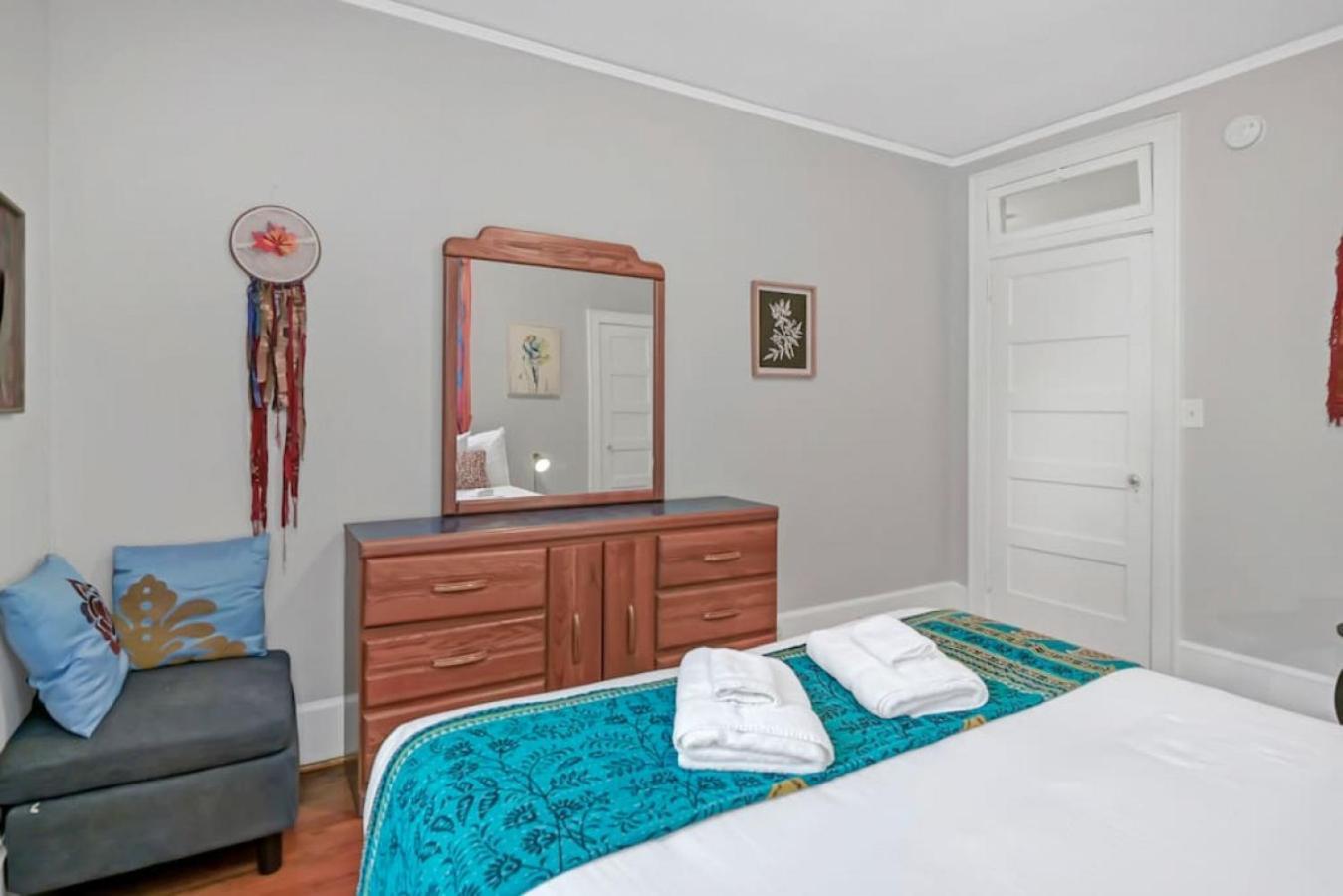 Unique 3br - Sleeps 6