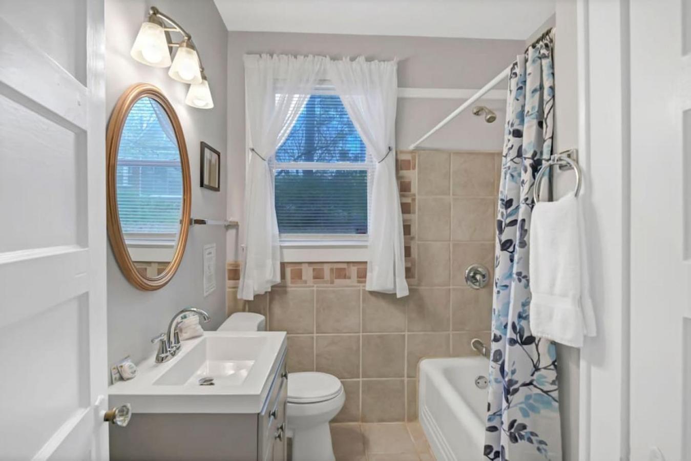 Unique 3br - Sleeps 6 Holiday home