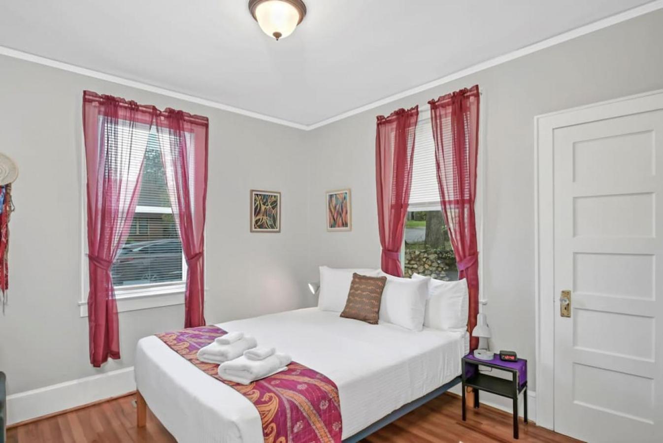 Unique 3br - Sleeps 6 Holiday home *