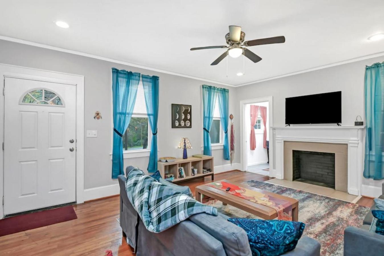 Unique 3br - Sleeps 6