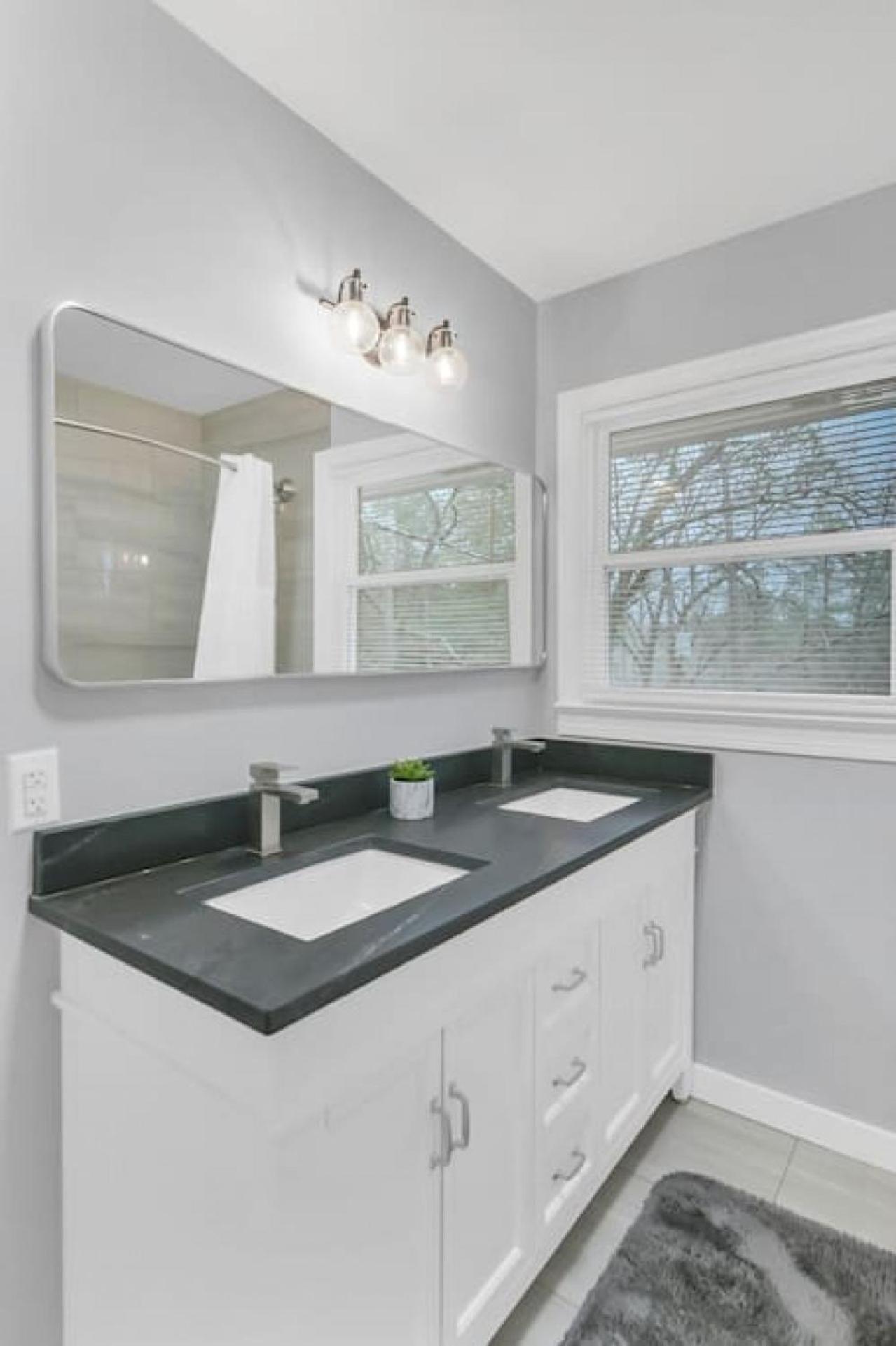 Pristine 3br-centrally Located *