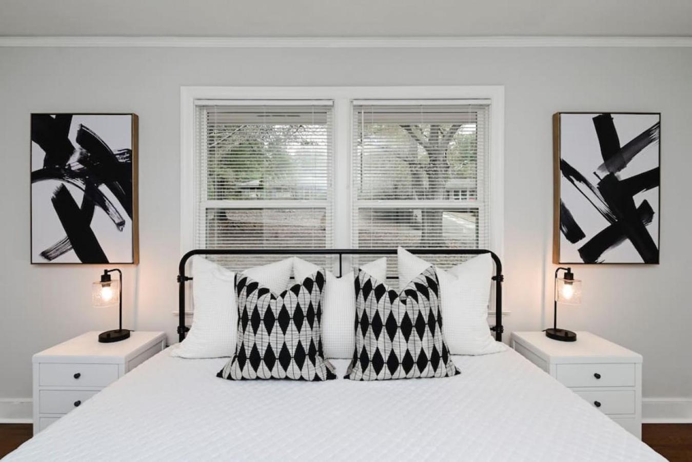 Pristine 3br-centrally Located Columbia