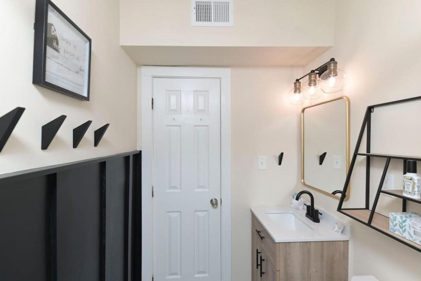 Melrose Heights 3br Apartment