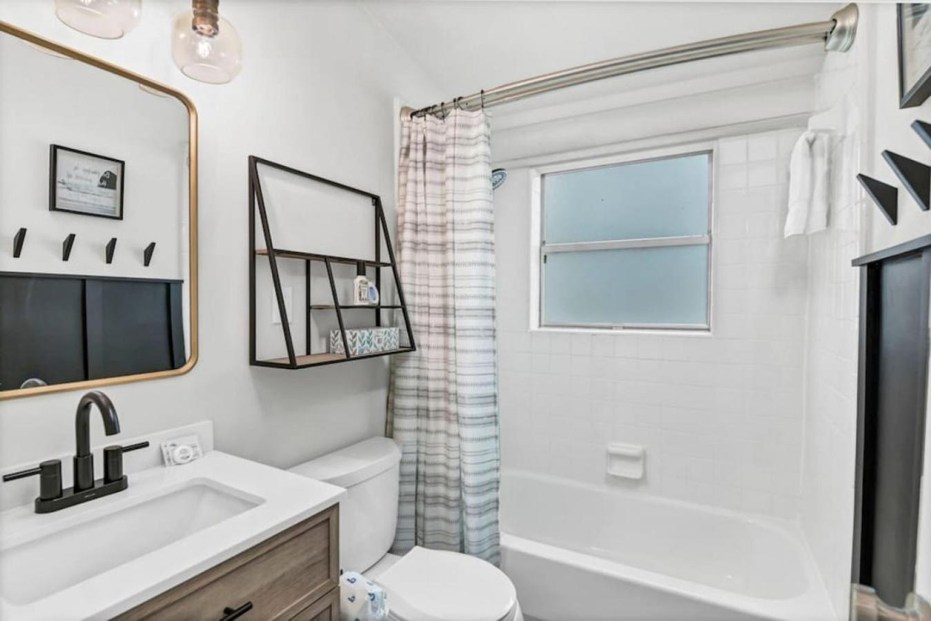 Melrose Heights 3br *