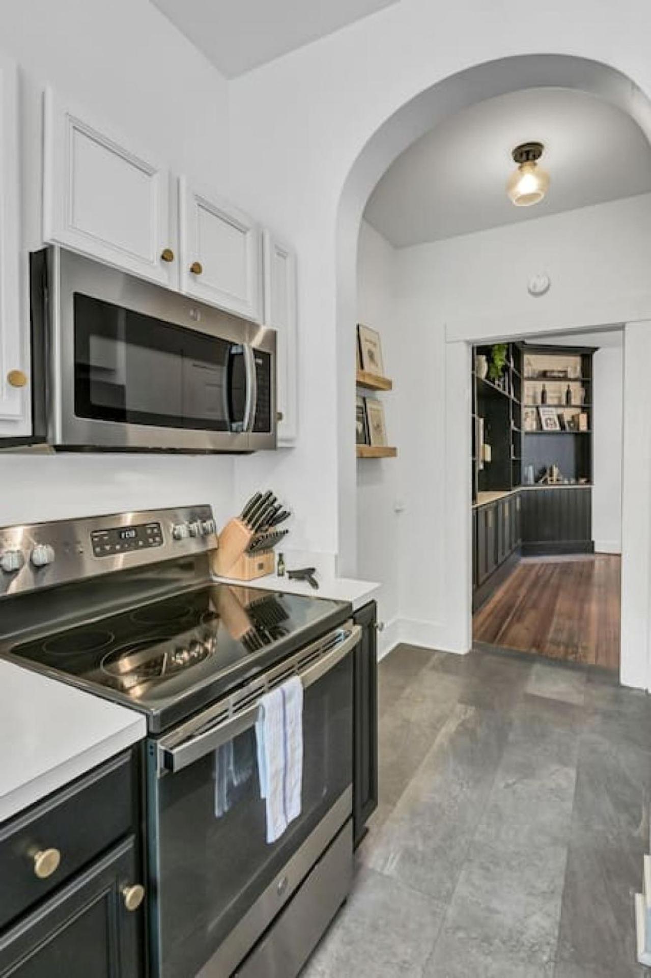 Apartment Melrose Heights 3br
