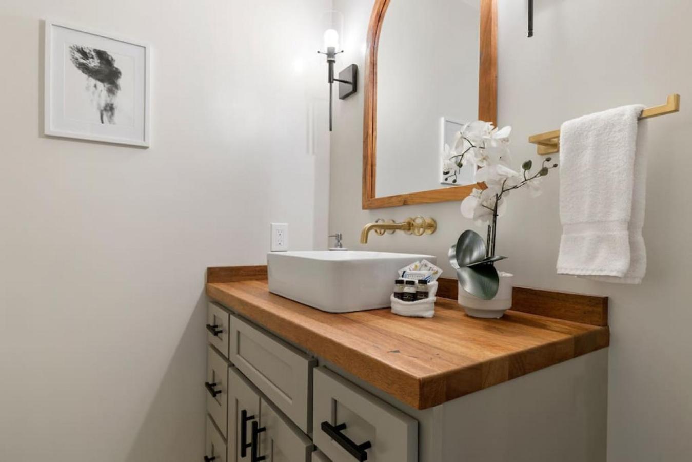 Apartment Alchemist - The Vestry On Read