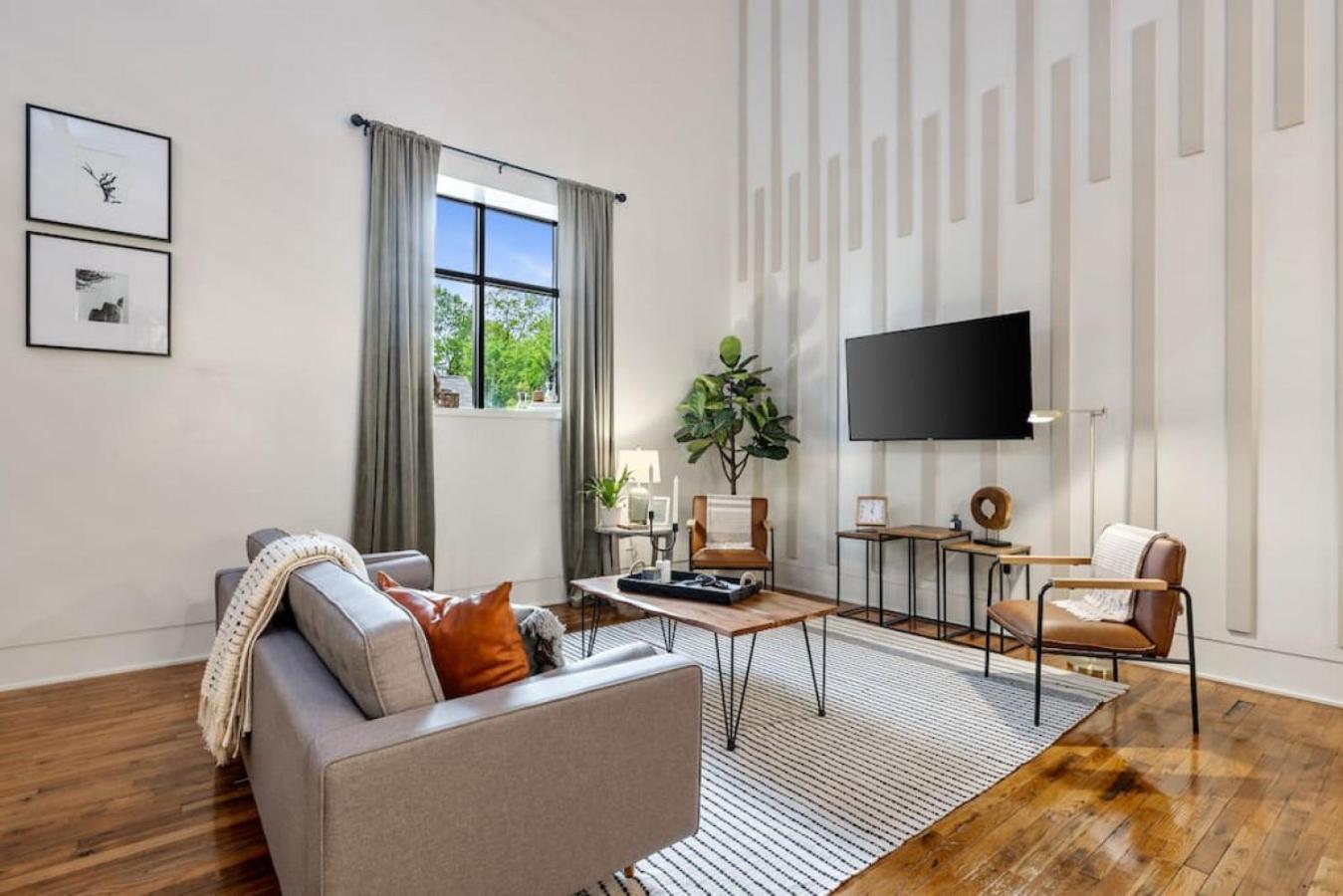 Alchemist - The Vestry On Read Apartment Columbia