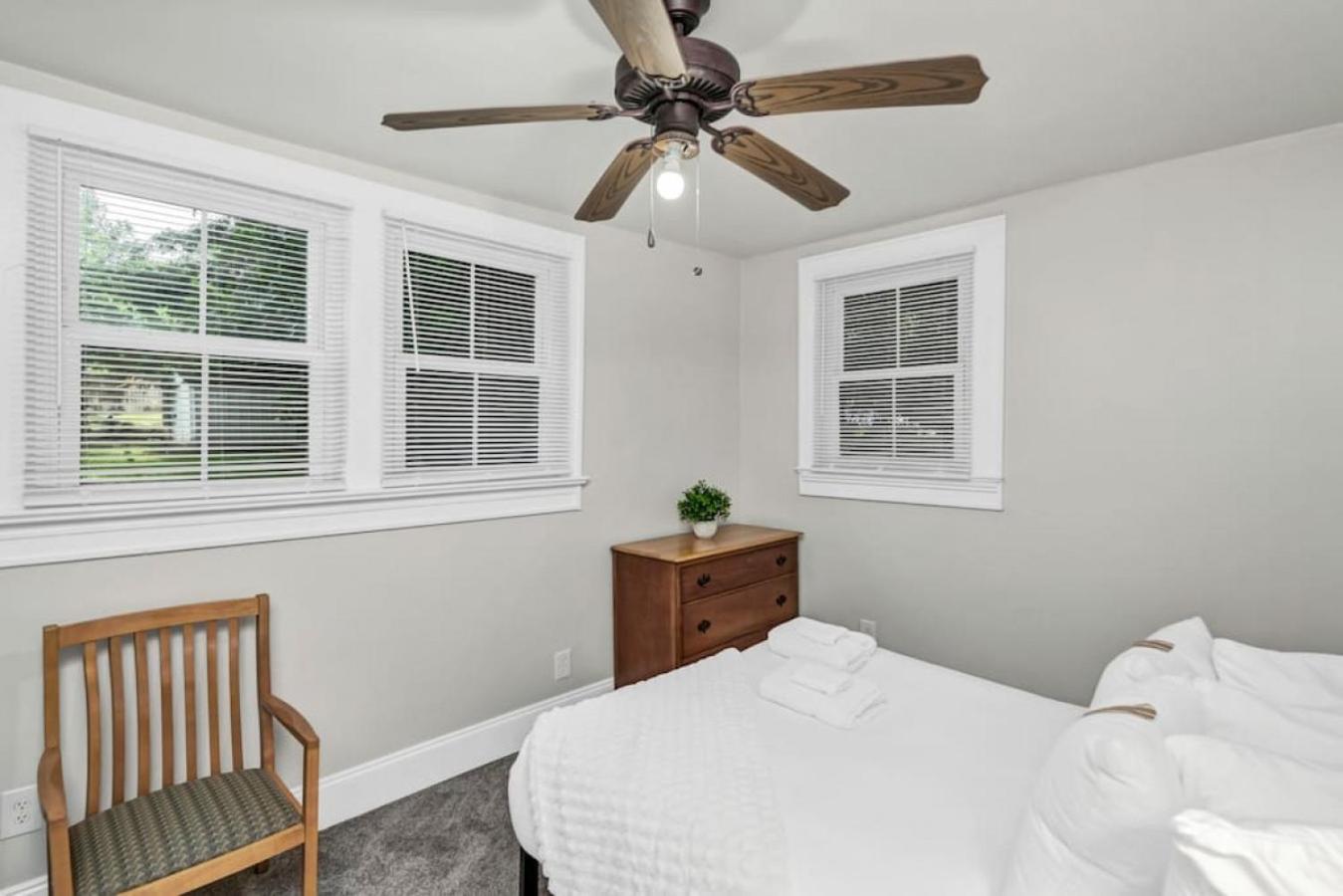 Spacious 5br - Pet Friendly