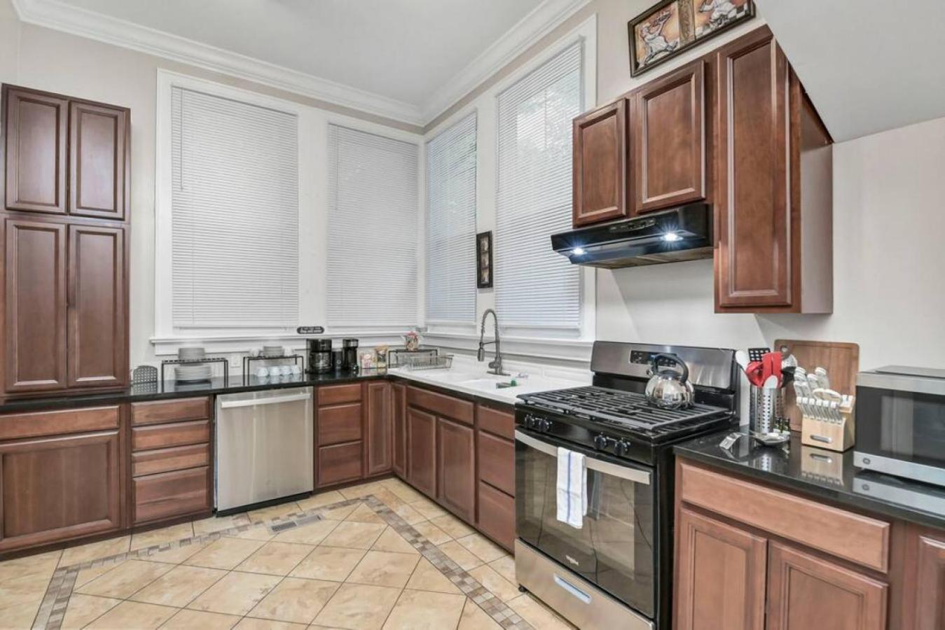 Holiday home Spacious 5br - Pet Friendly *
